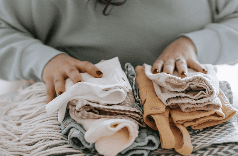10 Genius Tips to Organize Baby Clothes